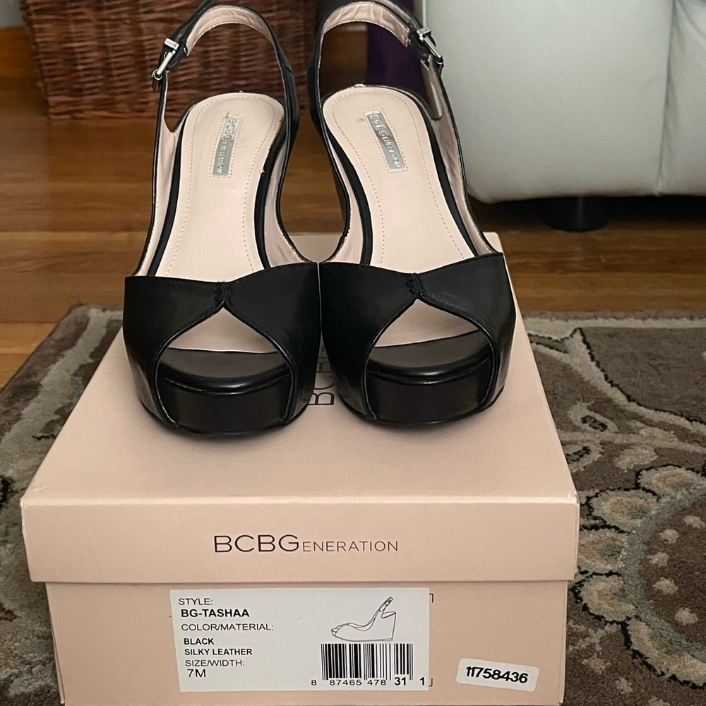 Black Wedges